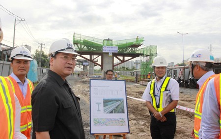 Вице-премьер СРВ проверил строительство железнодорожной системы в г.Хошимине